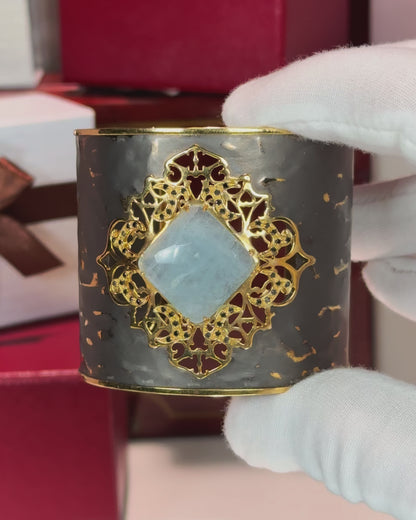 18k Yellow Gold Filigree Blackened Wristband