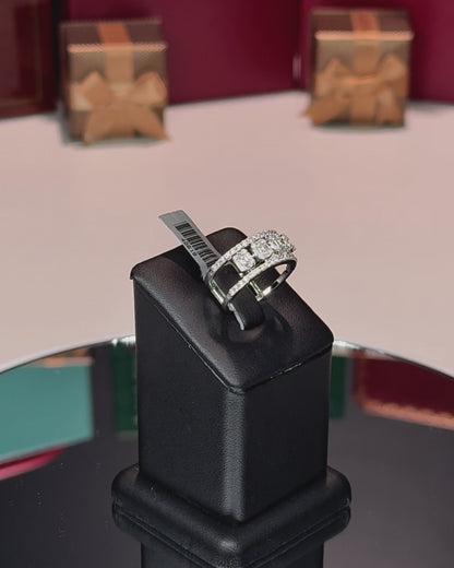 14k White Gold Diamond Ring