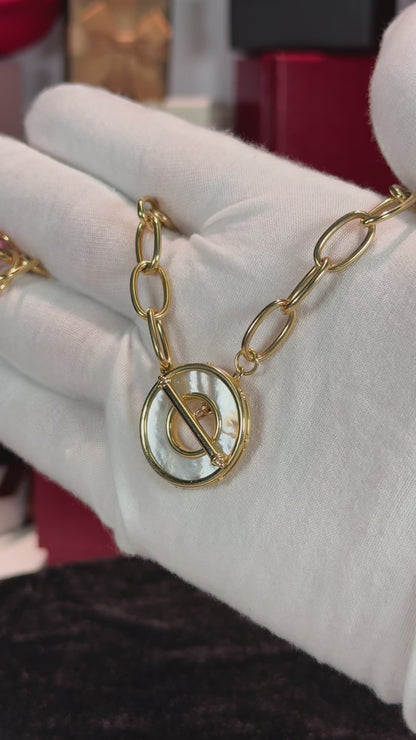 Chain Design 14k Yellow Gold Mother of Pearl Necklace