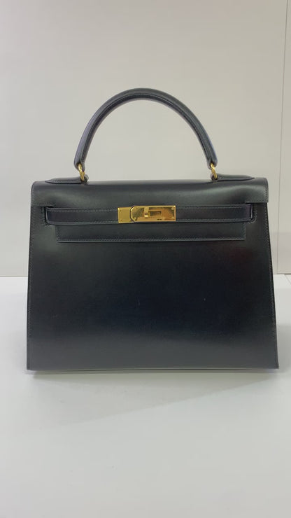 HERMES Kelly 28cm, Black, Calf Leather, Gold Hardware
